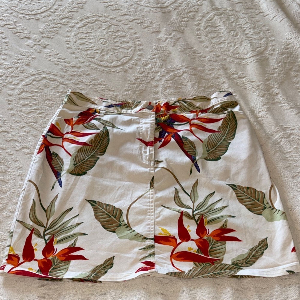 Vintage Bill Blass Petite Women’s White Tropical Floral Mini Skirt EUC 16p